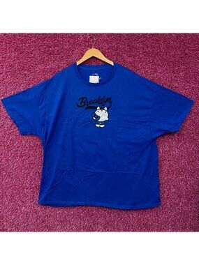 Sanrio Hello Kitty Brooklyn Cute Graphic T-Shirt 2XL
